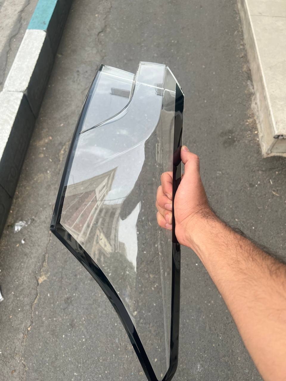 طلق چراغ عقب آریزو 6 جی تی